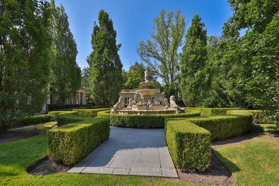 489 Lakeshore Rd, Oakville - Southwest image-0-3