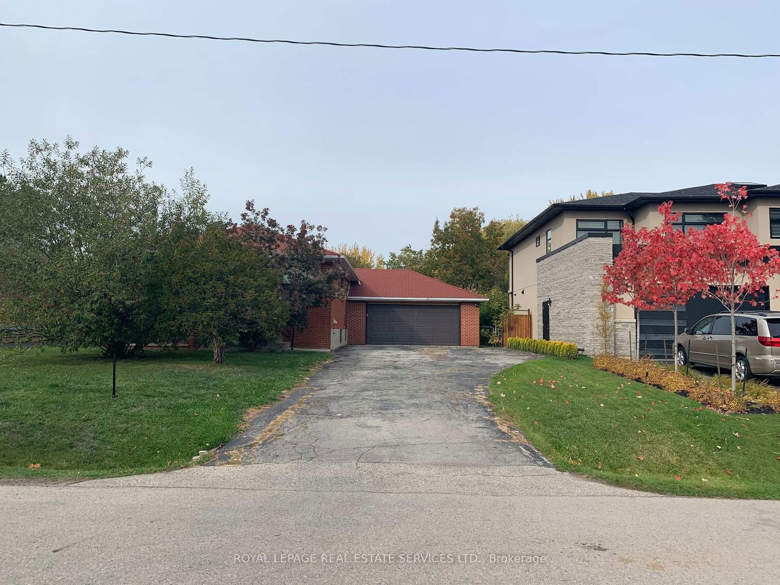 Detached House for lease at Basement-553 Valley Drive, Oakville, WO West, L6L 4L9 - MLS: W12057175