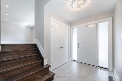 241 Sunrise Cres, Oakville - Bronte image-0-4