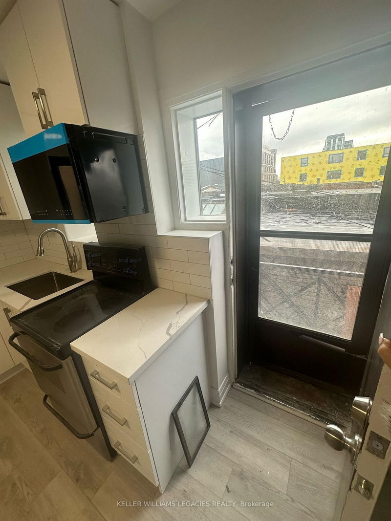 home for lease on Unit 2-1710 St Clair Avenue W