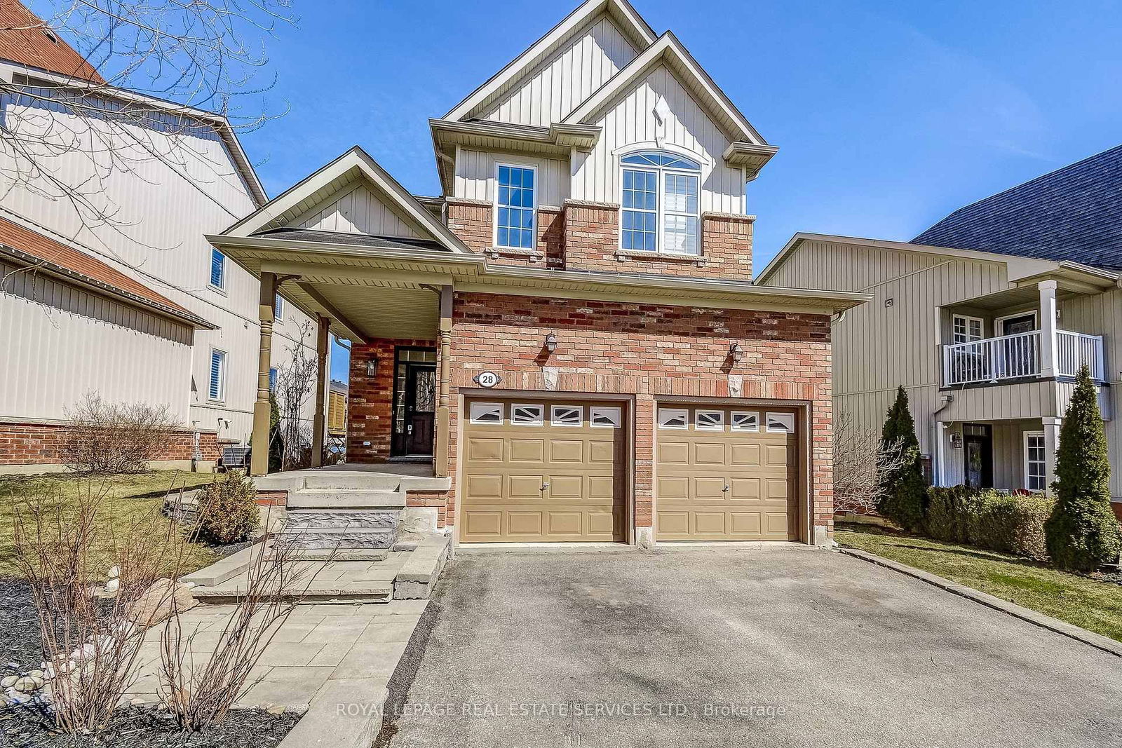 Detached House for sale at 28 Meadowglen Boulevard, Halton Hills, Georgetown, L7G 6J3 - MLS: W12058205