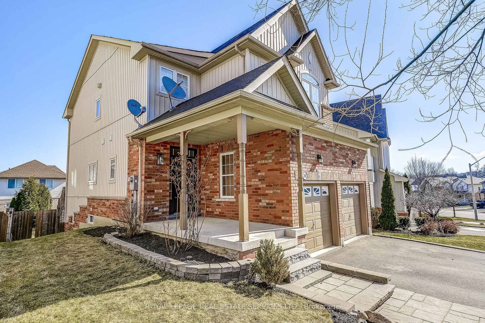 Detached House for sale at 28 Meadowglen Boulevard, Halton Hills, Georgetown, L7G 6J3 - MLS: W12058205