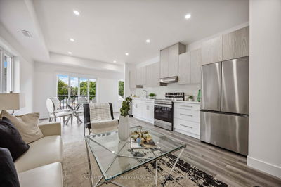 1925 Lawrence Ave, Toronto - Weston image-0-2