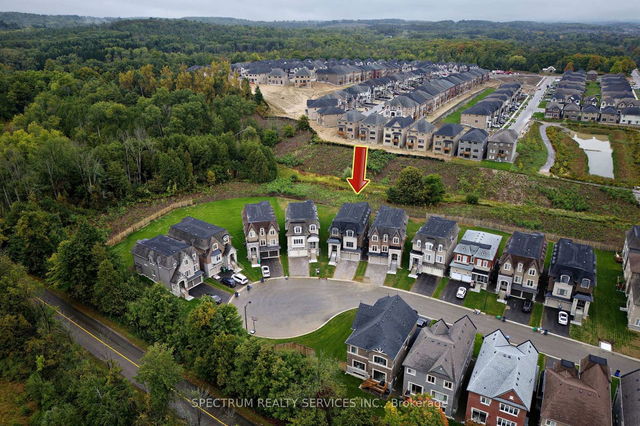 17 Swamp Sparrow Court