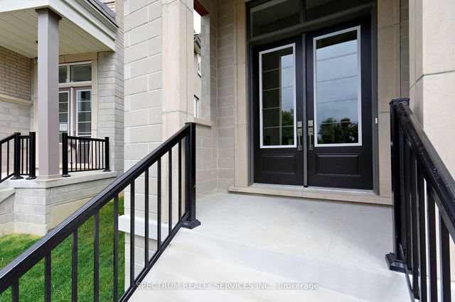 17 Swamp Sparrow Court