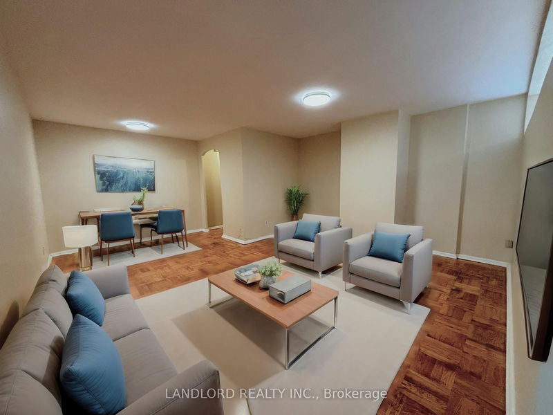 home for lease on 13-2696 Lake Shore Boulevard W