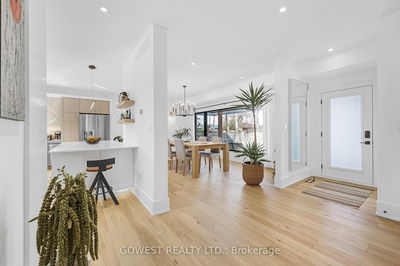 554 Swann Dr, Oakville - West image-0-2
