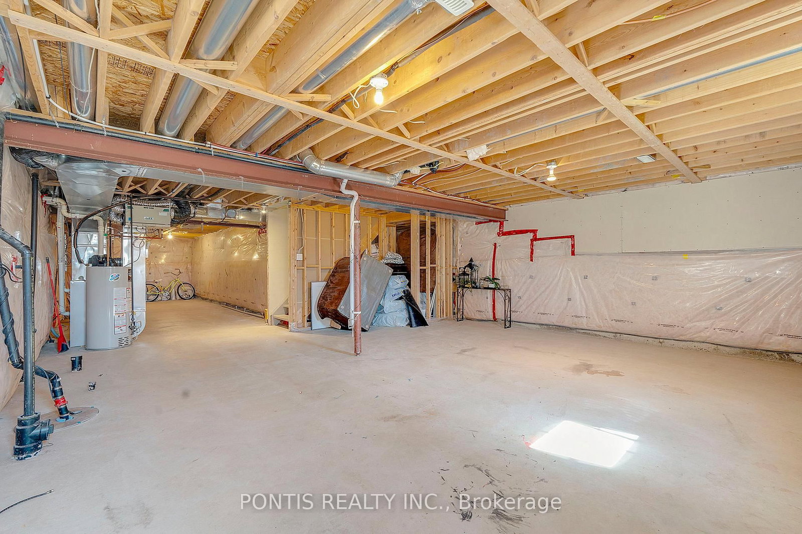 Listing Image 44