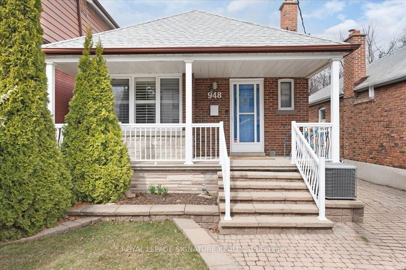 home for sale on 948 Briar Hill Avenue