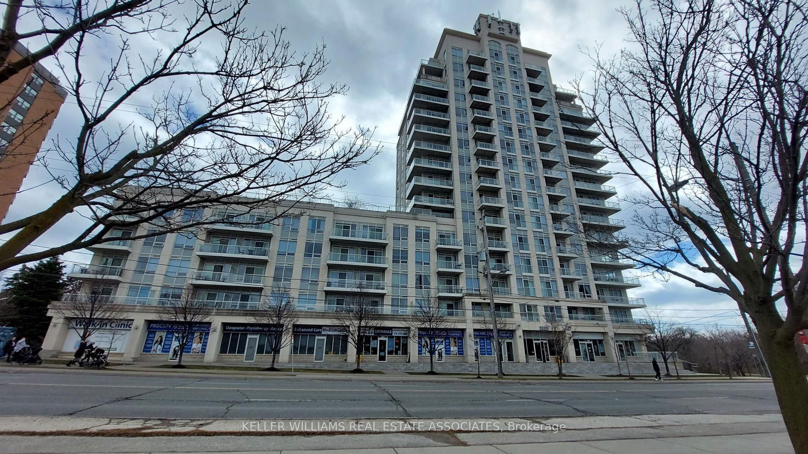Condo for lease at 806-3865 LAKESHORE Boulevard, Toronto, Long Branch, M8W 0A2 - MLS: W12060010