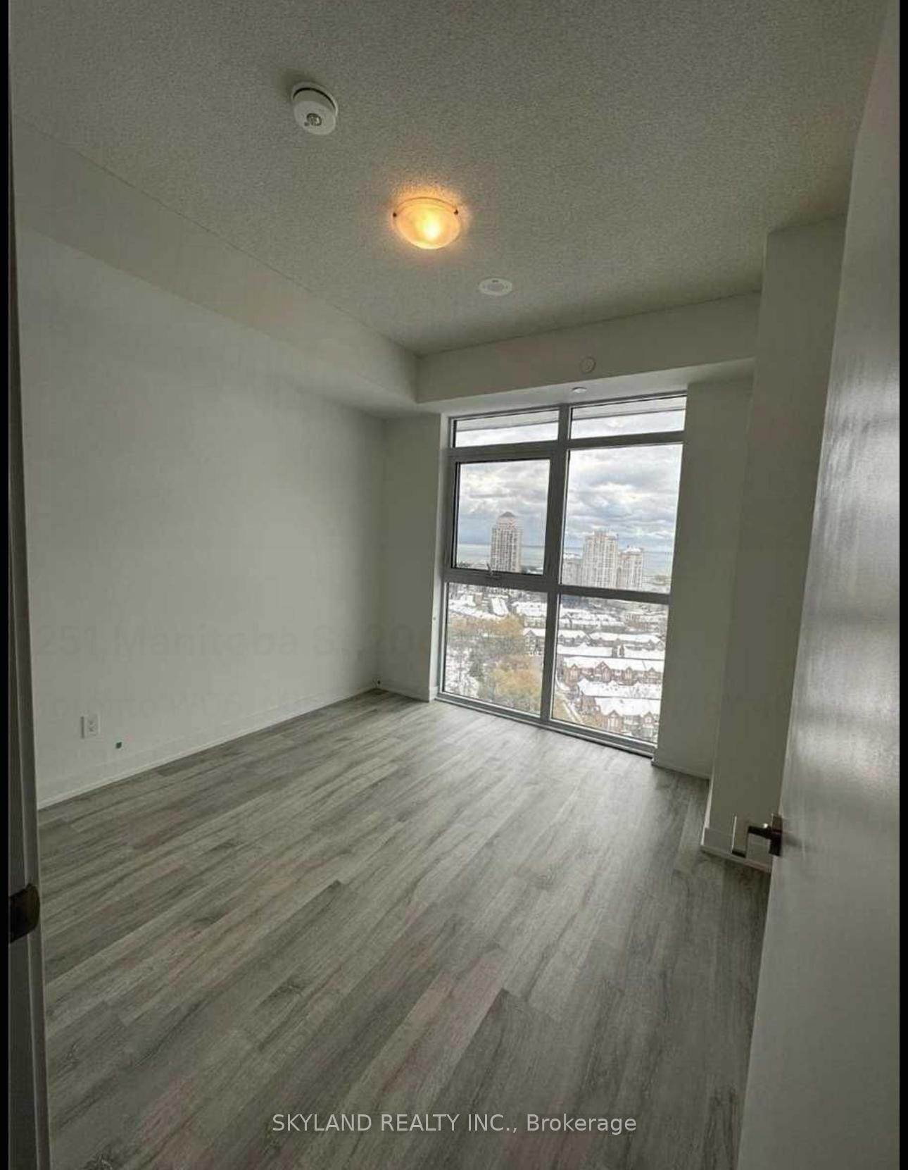 Condo for lease at 2007-251 Manitoba Street, Toronto, Mimico, M8Y 4G9 - MLS: W12060042