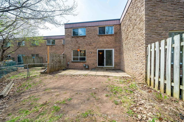 1251 White Oaks N/A