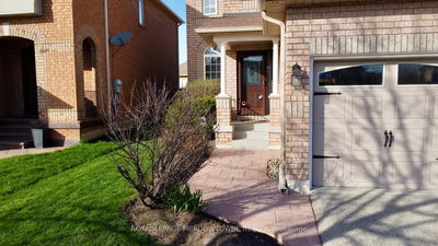 51 Robertson Davies Dr, Brampton - Snelgrove image-0-1