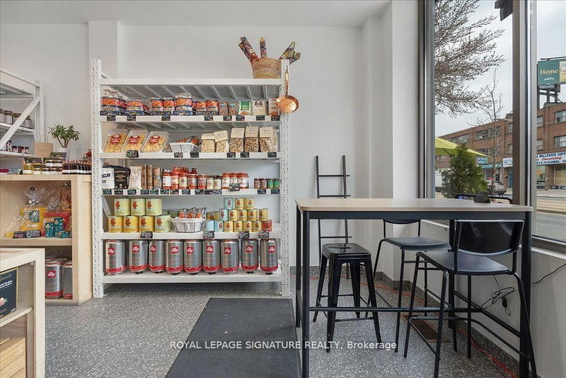 1700 St Clair Ave W, Toronto, M6N 1J1 | Image 2