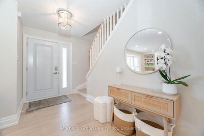 419 Sunset Dr, Oakville - West image-0-3