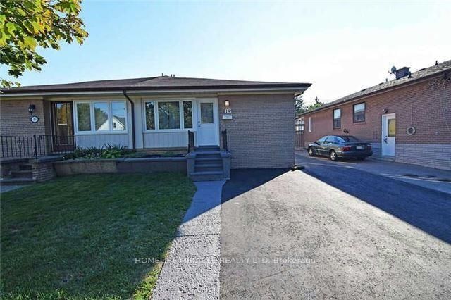 Building at 83 Mcmurchy Avenue, Brampton, Brampton South