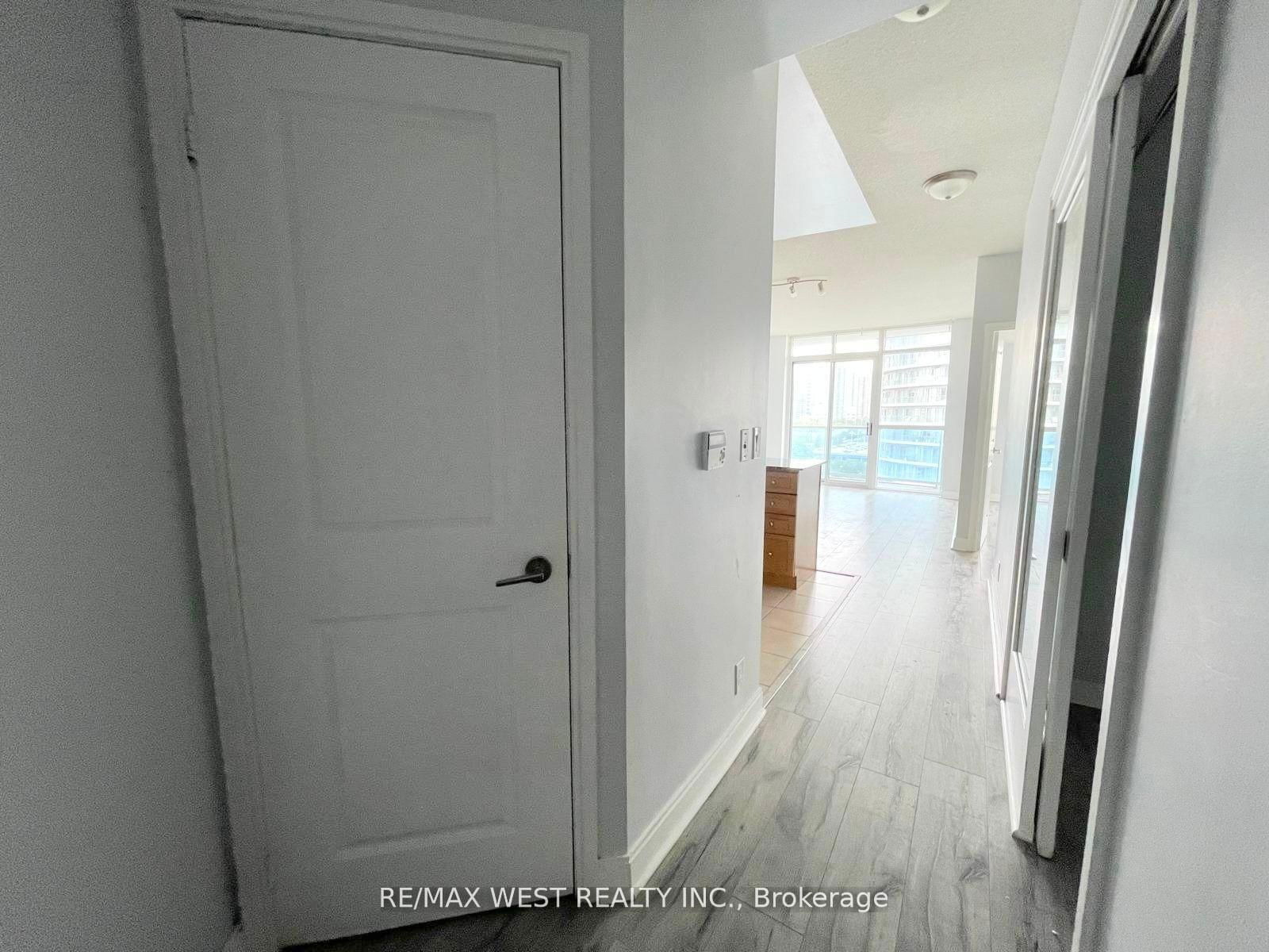 Condo leased at 1008-80 Absolute Avenue, Mississauga, City Centre, L4Z 0A5 - MLS: W12061621