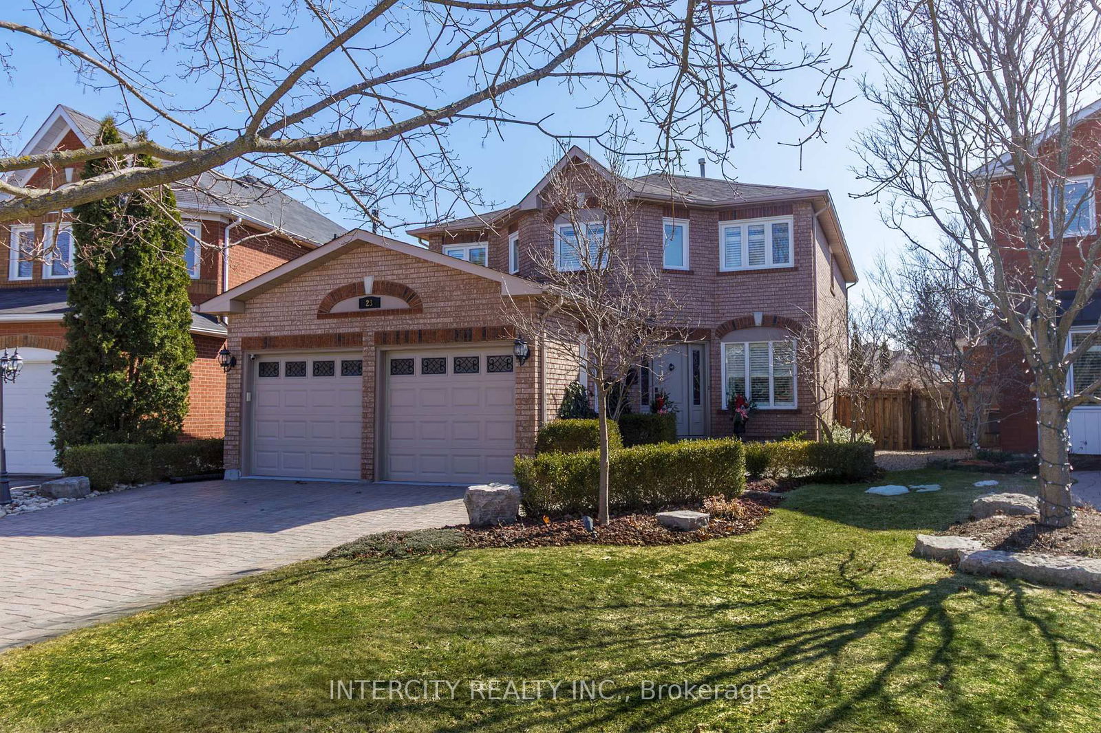 Detached House for sale at 23 Killaloe Crescent, Halton Hills, Georgetown, L7G 5N2 - MLS: W12061747
