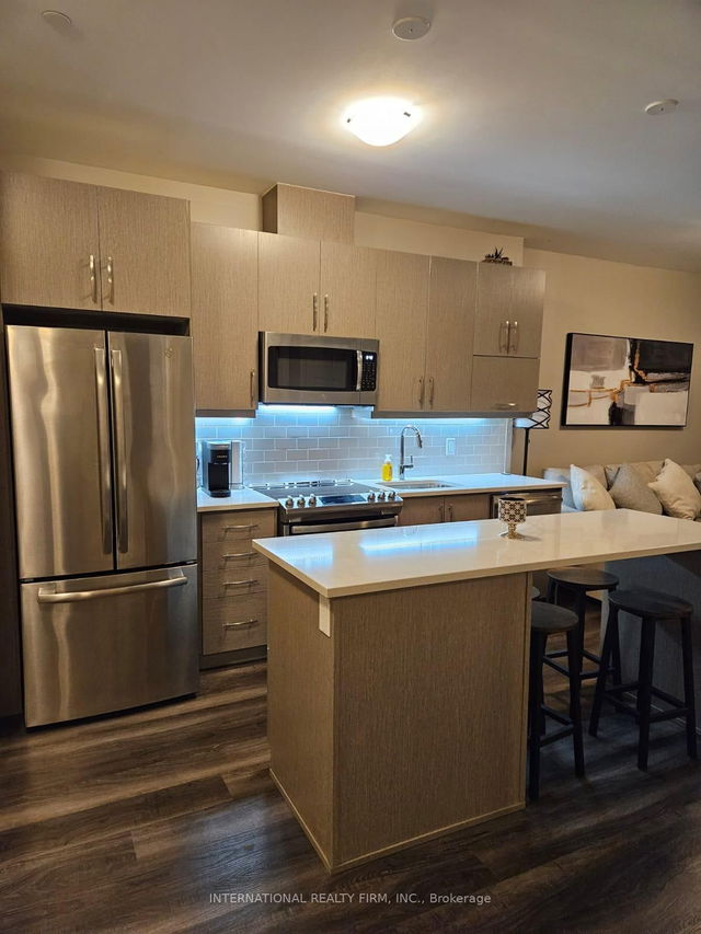 404 - 102 Grovewood Common N/A