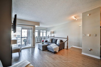 505-1701 Lampman Avenue, Burlington, Ontario image-0-2