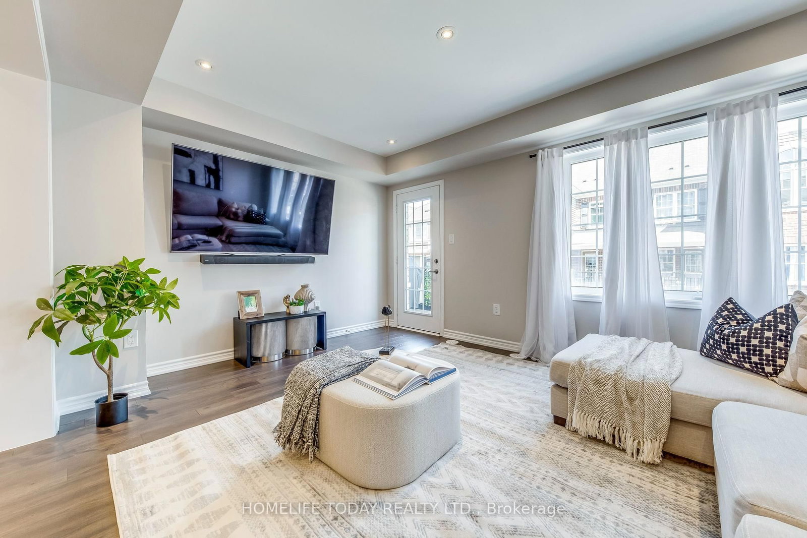 1222 Rose Way, Unit 70 - Photo 21