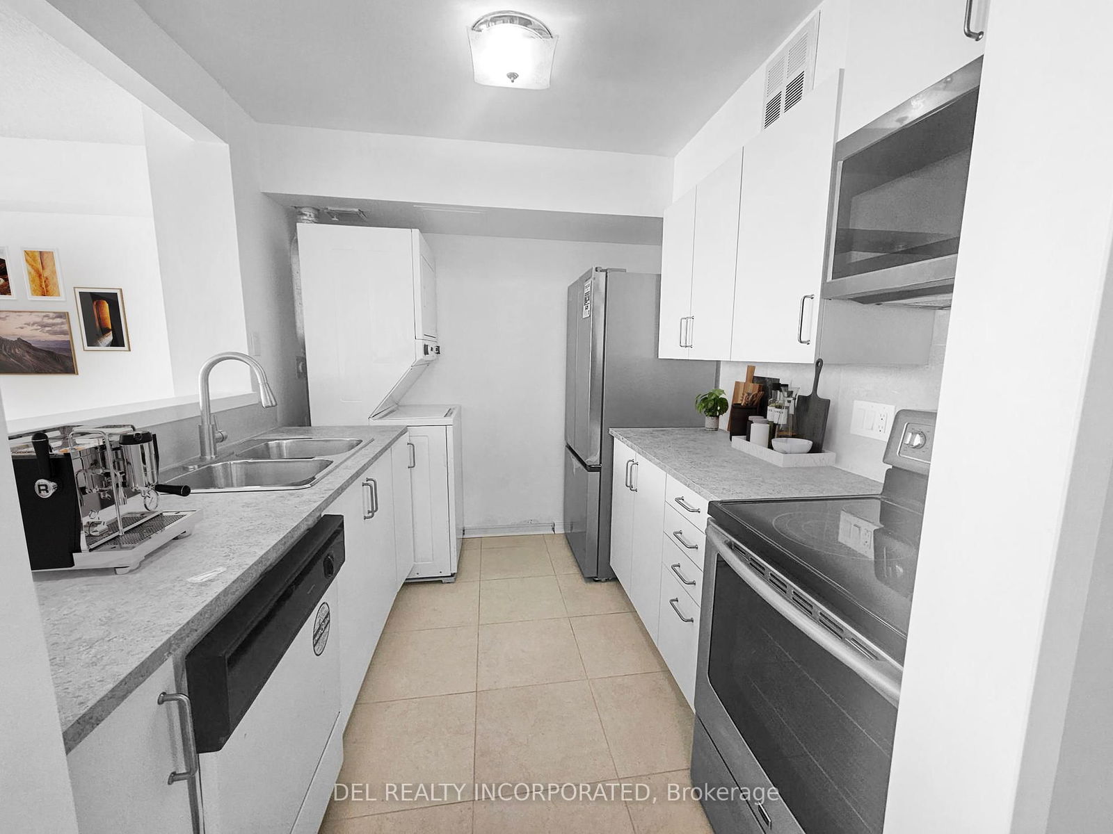 Condo for lease at 1803-3077 Weston Road, Toronto, Humberlea-Pelmo Park W5, M9M 3A1 - MLS: W12062399