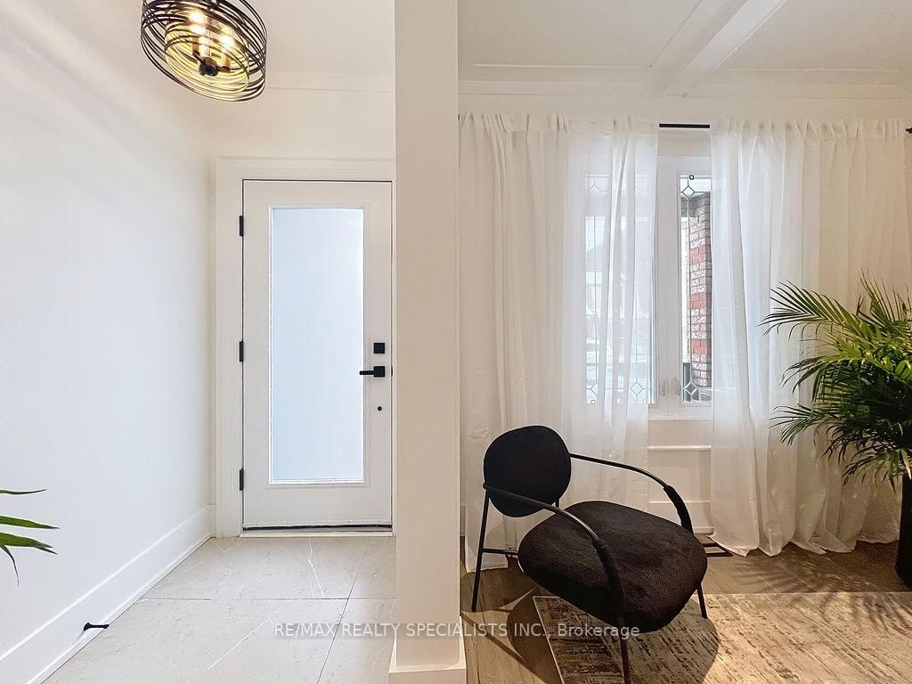 Semi-Detached House sold at 169 Lappin Avenue, Toronto, Dovercourt-Wallace Emerson-Junction, M6H 1Y7 - MLS: W12062422