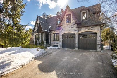 242 Burton Rd, Oakville - West image-0-2