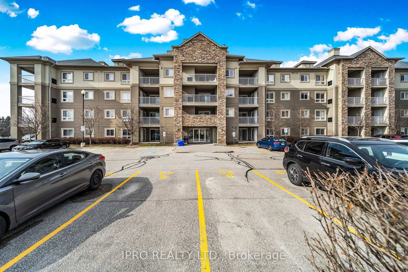 Condo for sale at 2405-6 Dayspring Circle, Brampton, Goreway Drive Corridor, L6P 2Z6 - MLS: W12063158