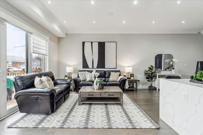 52 Lunness Rd, Toronto - Alderwood image-0-2