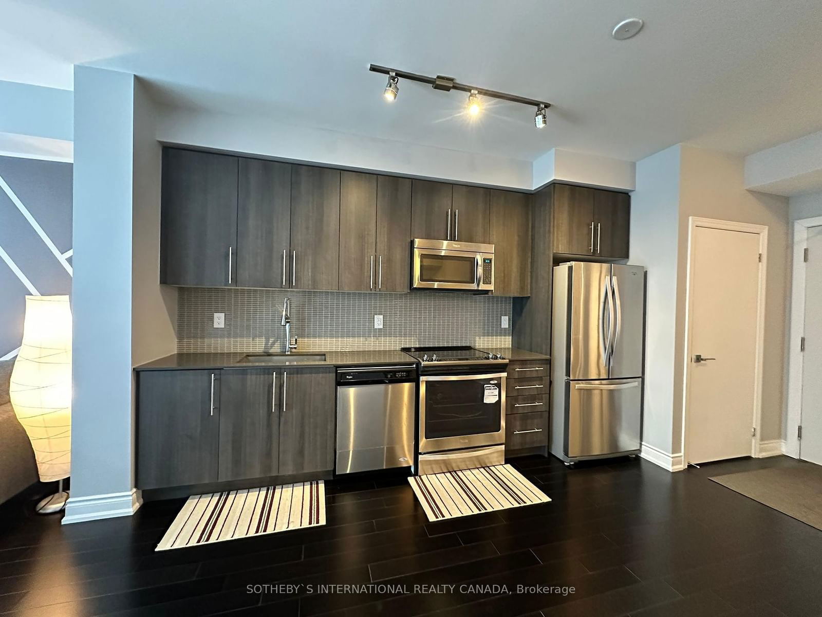 Condo leased at 1706-510 Curran Place, Mississauga, Creditview, L5B 0J8 - MLS: W12064033
