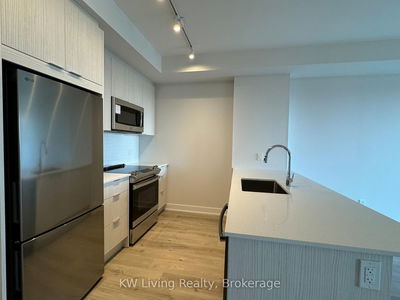 Unit 914 — 430 Square One Dr, Mississauga - City Centre image-0-3