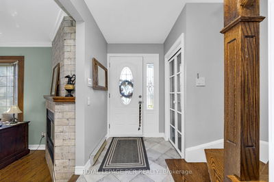 36 Cavendish Cres, Brampton - Avondale image-0-4