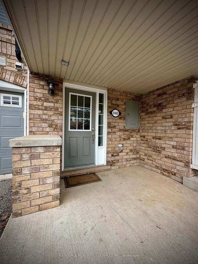 3185 Stornoway Circle