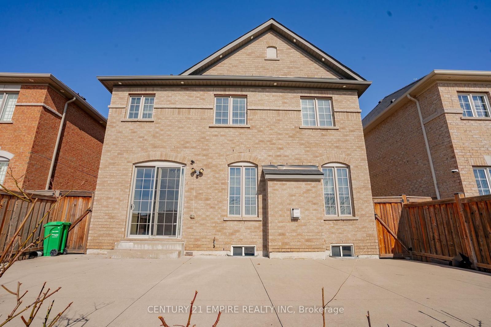 Listing Image 44