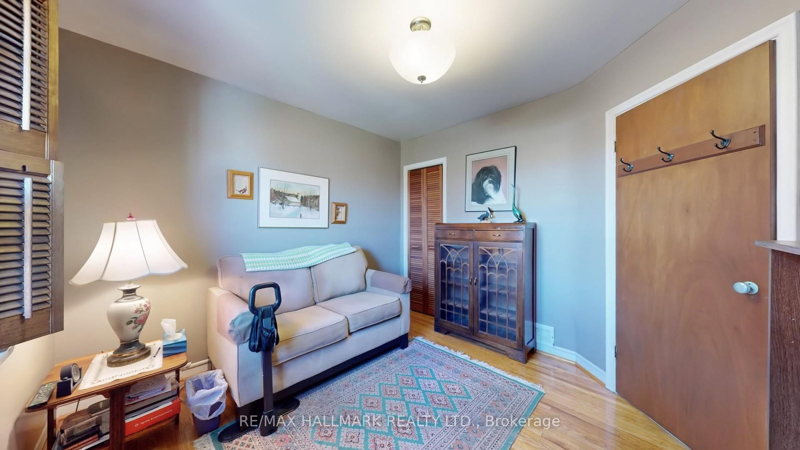 Listing Image 10