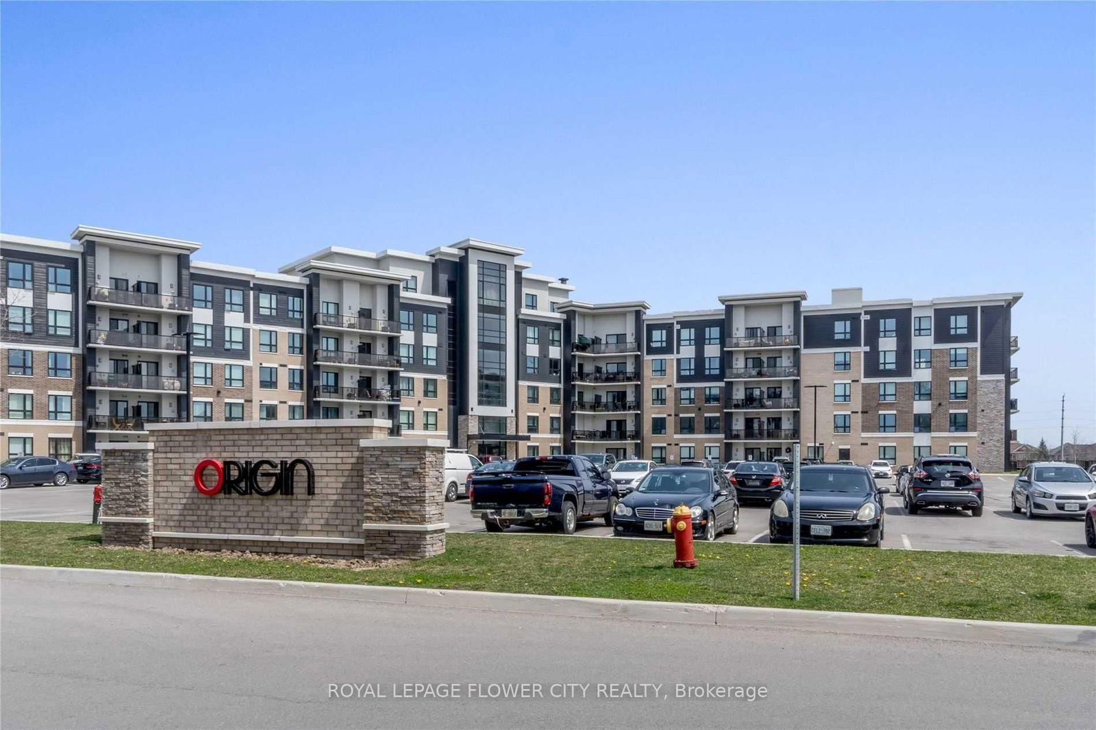 Condo for sale at 404-630 Sauve Street, Milton, BE Beaty, L9T 9A6 - MLS: W12067502