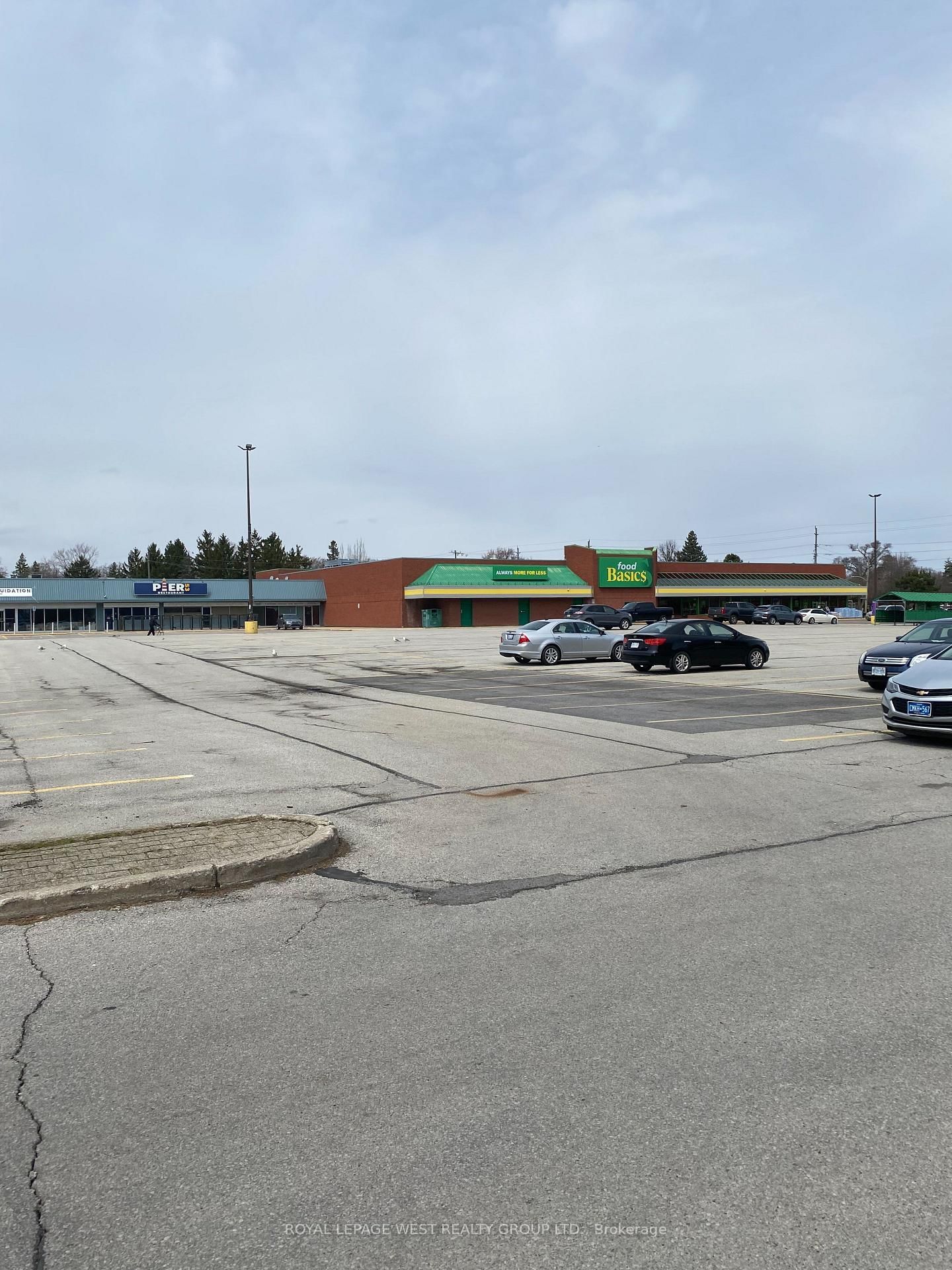 5381 Lakeshore Road, Unit 5 - Photo 3