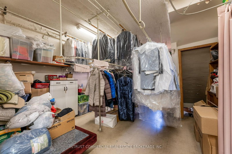 262 Jane St, Toronto, M6S 3Z2 | Image 3
