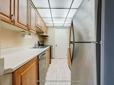 Unit 703 — 25 Fairview Rd, Mississauga - Fairview image-0-3