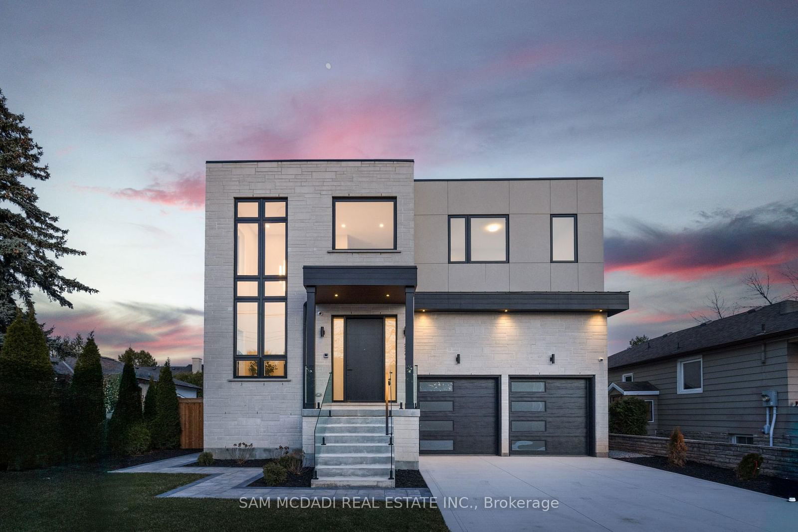 Detached House for sale at 2346 Rebecca Street, Oakville, Bronte, L6L 2A9 - MLS: W12070752