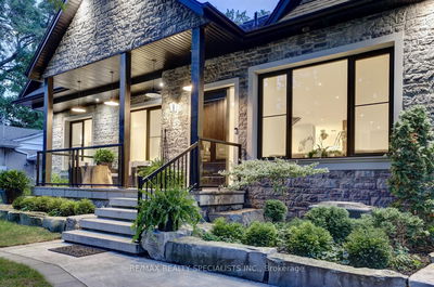 1310 Martley Dr, Mississauga - Lorne Park image-0-3
