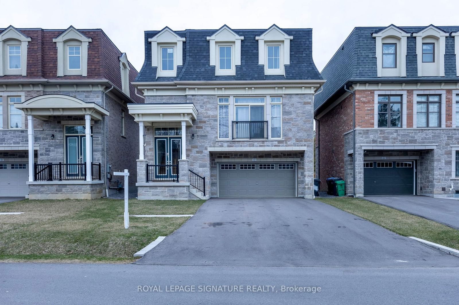 Detached House for sale at 2093 Primate Road, Mississauga, Lakeview, L4Y 0H2 - MLS: W12071527