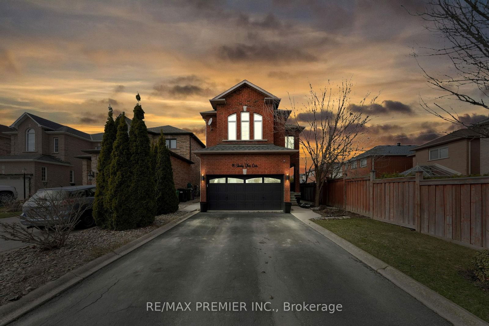 Detached House for sale at 16 Shady Glen Crescent, Caledon, Bolton East, L7E 2K4 - MLS: W12073049