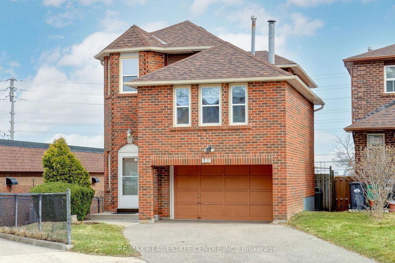 home for sale on 100 Sheldrake Court