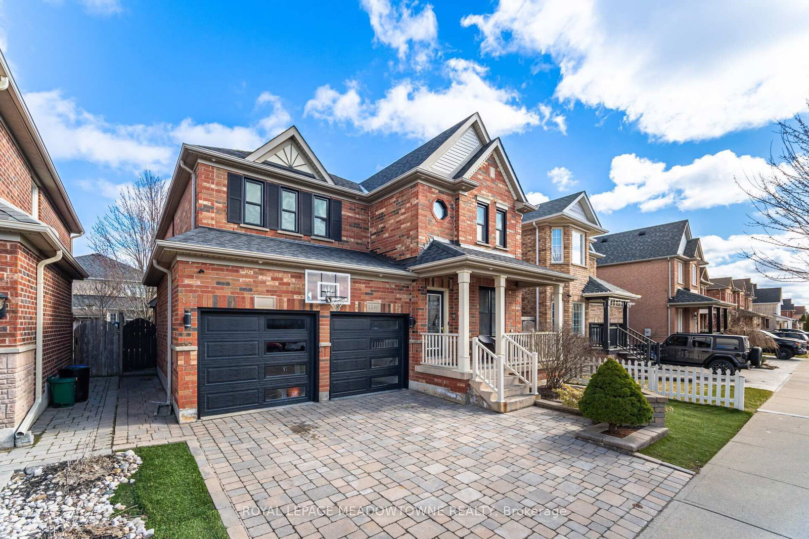 Detached House for sale at 1240 Field Drive, Milton, CL Clarke, L9T 6G4 - MLS: W12073515