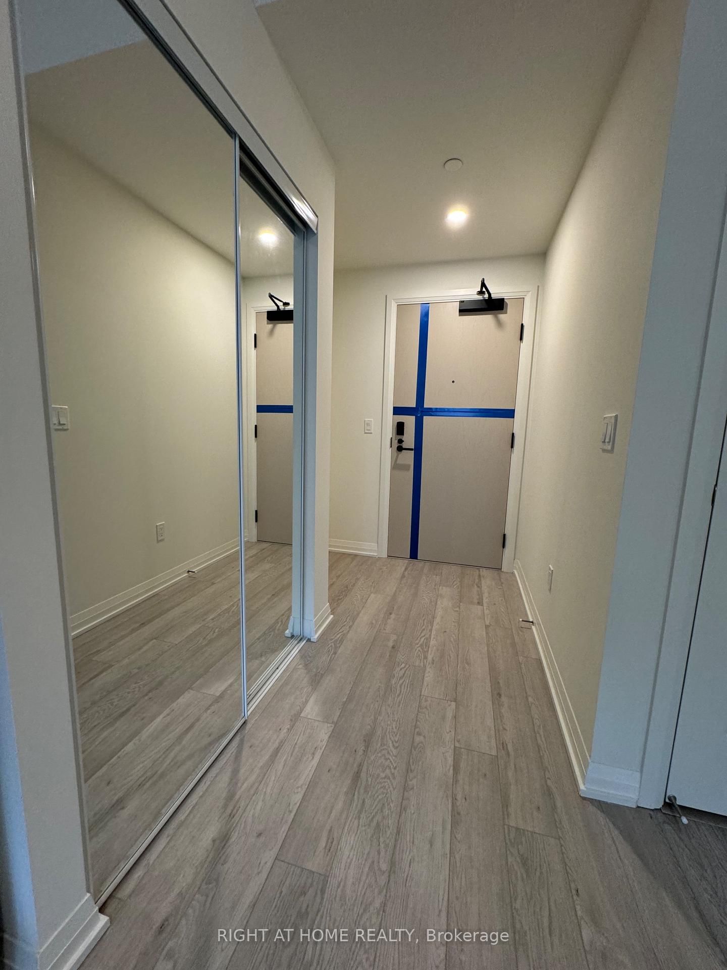 Condo for lease at 301-3006 William Cutmore Boulevard, Oakville, Joshua Meadows, L6H 8A4 - MLS: W12073533