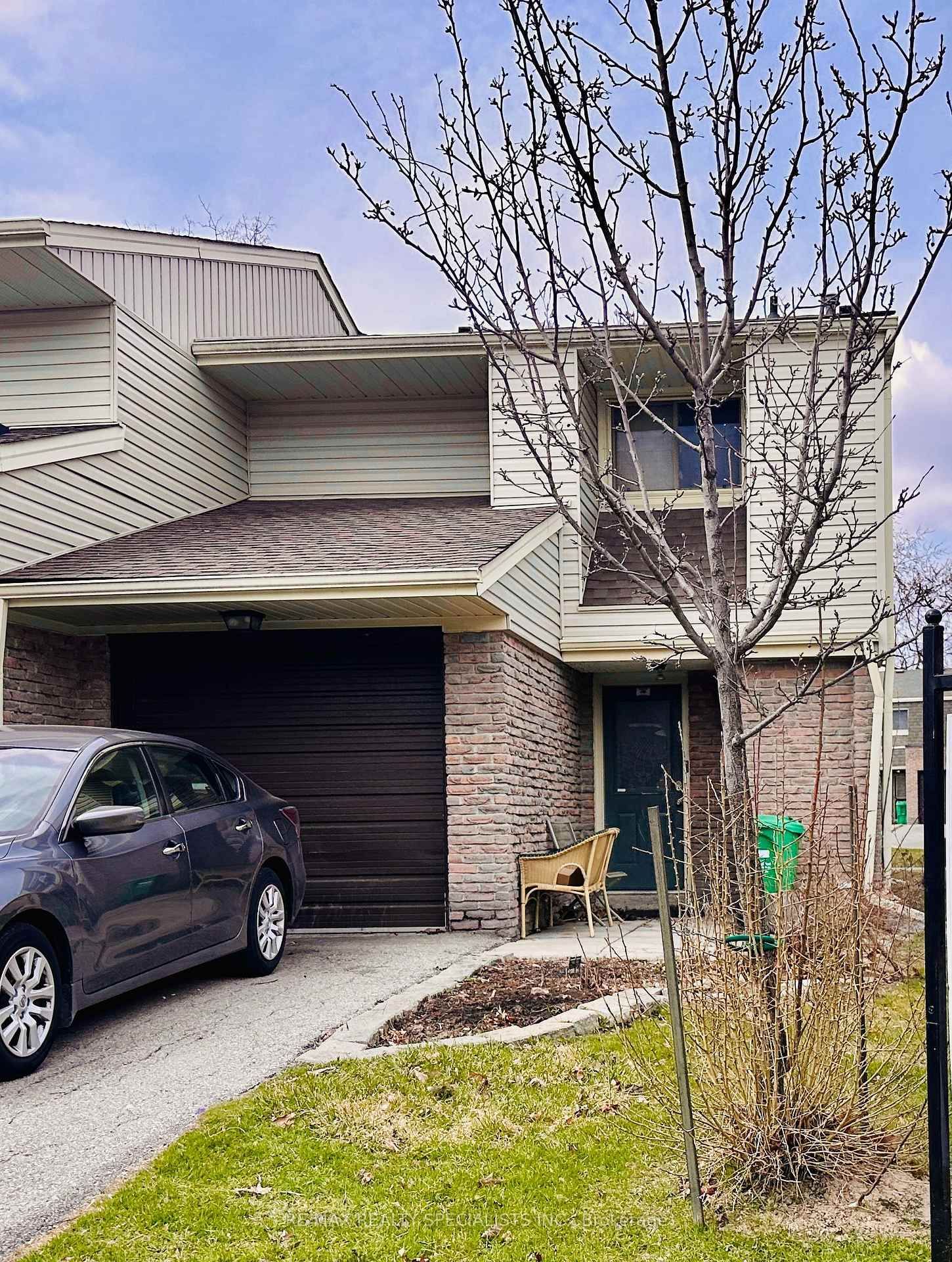 Townhouse sold at #66-7430 Copenhagen Road, Mississauga, Ontario, L5N 2C4 - Meadowvale - MLS: W12073853