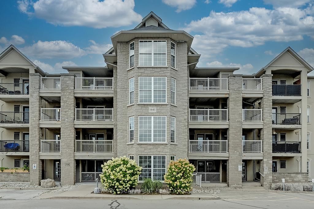 Condo for sale at 110-1441 Walker's Line, Burlington, Tansley, L7M 4P2 - MLS: W12073887