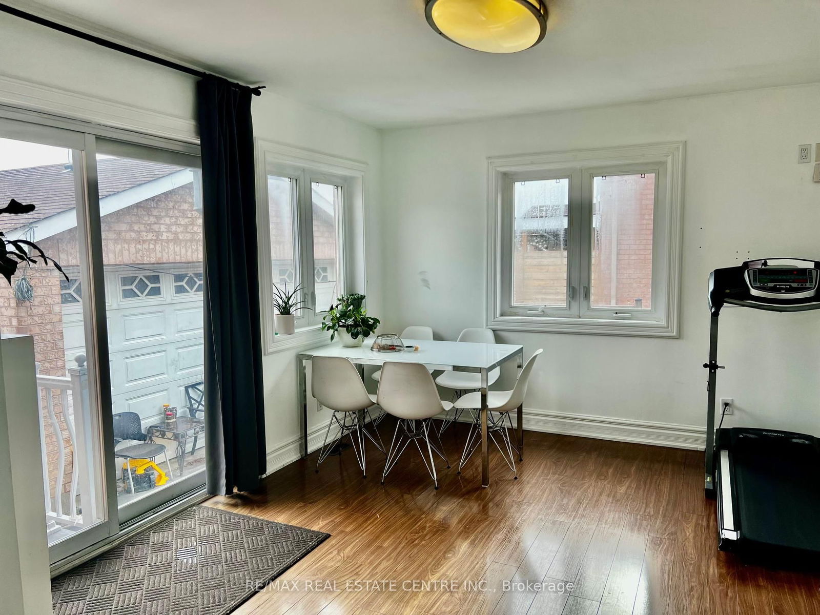 Detached House for sale at 115 Downsview Avenue, Toronto, Downsview-Roding-CFB, M3M 1E3 - MLS: W12073954